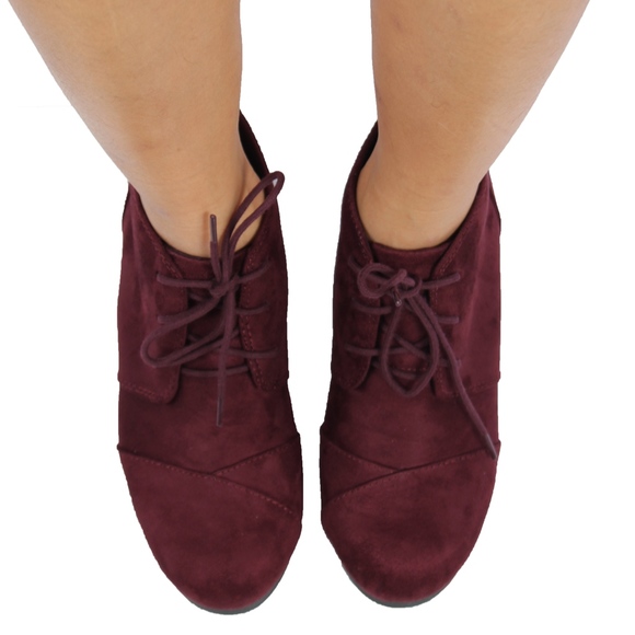 Size 5.5 Vino faux suede lace up wedge ankle boot - Picture 5 of 6